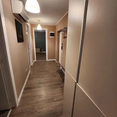 Lägenhet Pipera Cloud9 Near Promenada Mall Bukarest