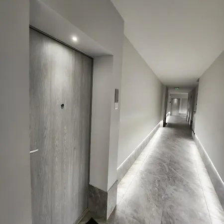 شقة Pipera Cloud9 Near Promenada Mall *